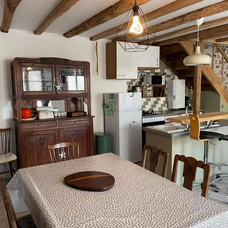 Charmante Maison 3 Avec Jardin, Cheminee, Parking, Proche Conques Et Activites Plein Air - Fr-1-742-168 * Cassaniouze